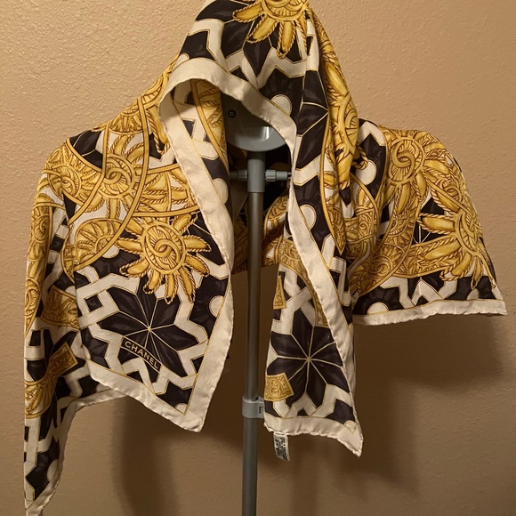 Authentic Chanel Italian silk scarf - Picture 1 of 2